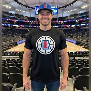 LA Clippers NBA Men's Black Graphic T-Shirt and Blue Hat New Era Basketball Fan